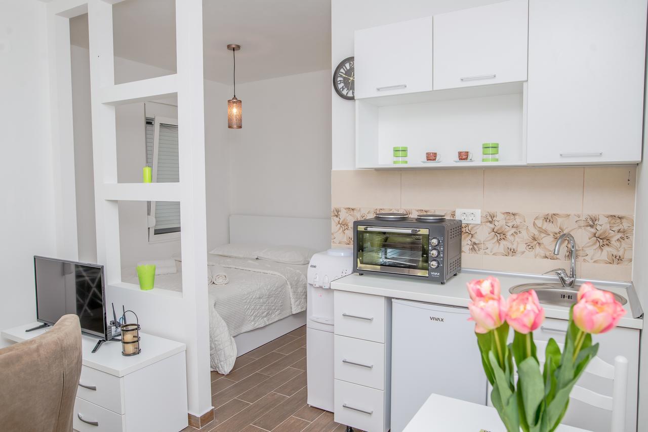 אוטייהא Apartments Tina מראה חיצוני תמונה