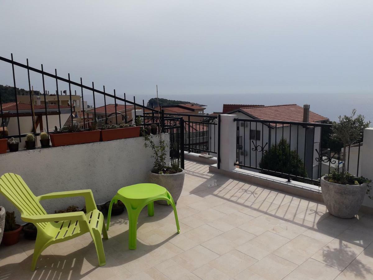 אוטייהא Apartments Tina מראה חיצוני תמונה